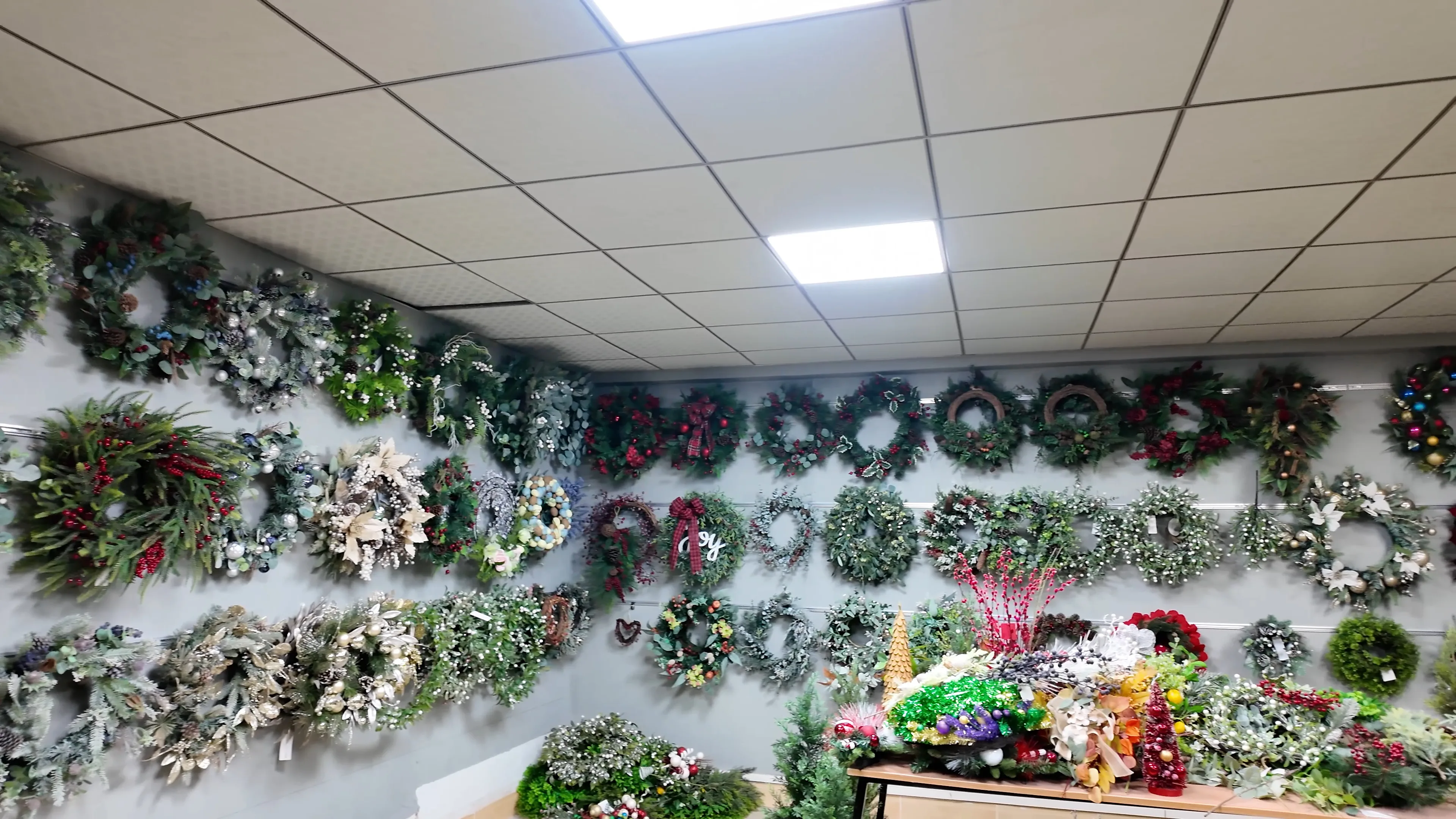 Artificial wreath showroom and wholesale collection
